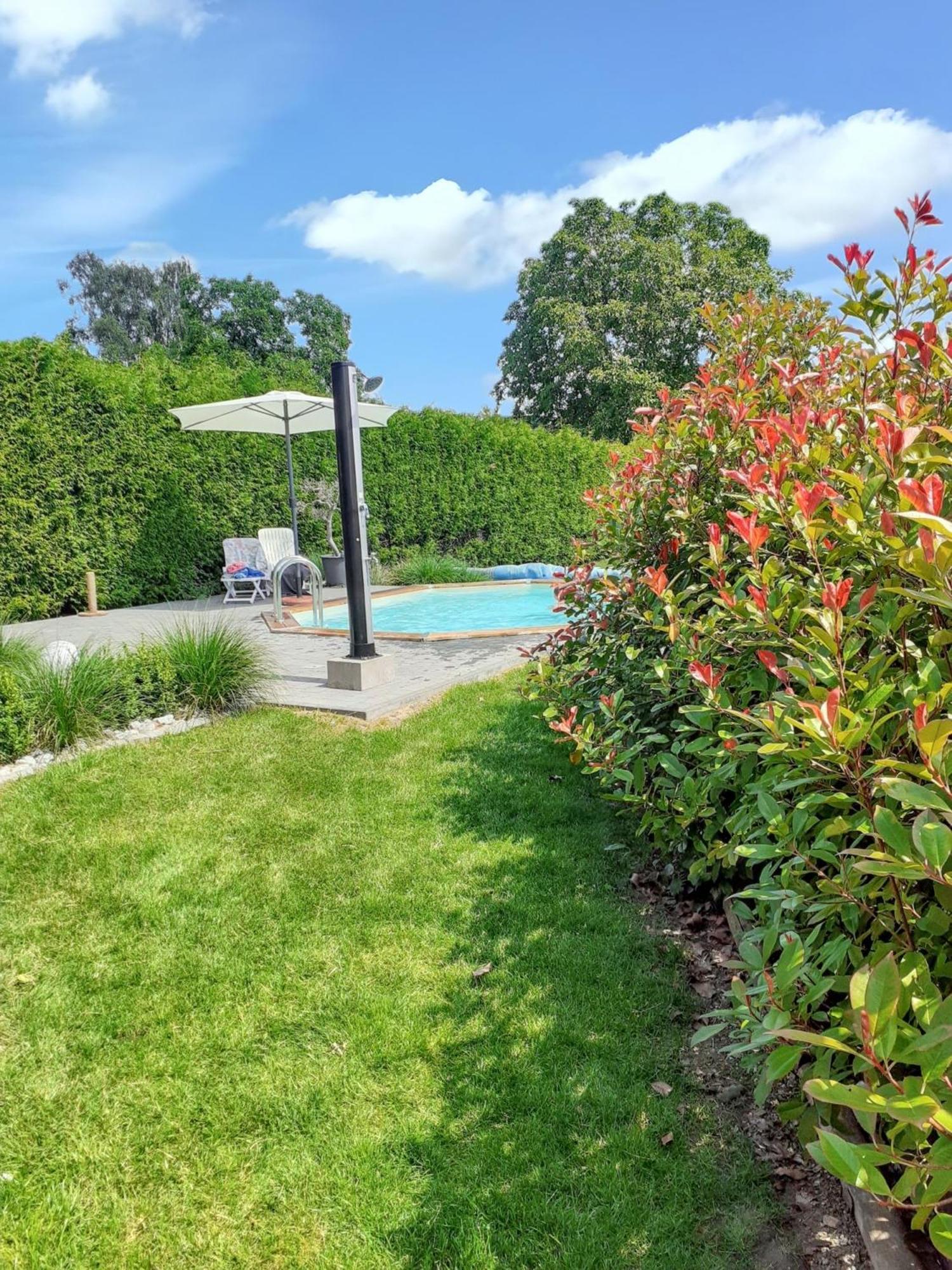 Villa Charming House In Hamois With Shared Pool Esterno foto
